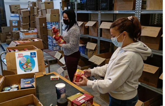 Atlas staff helps Foodbank in packaging and delivery to those in need over the festive period